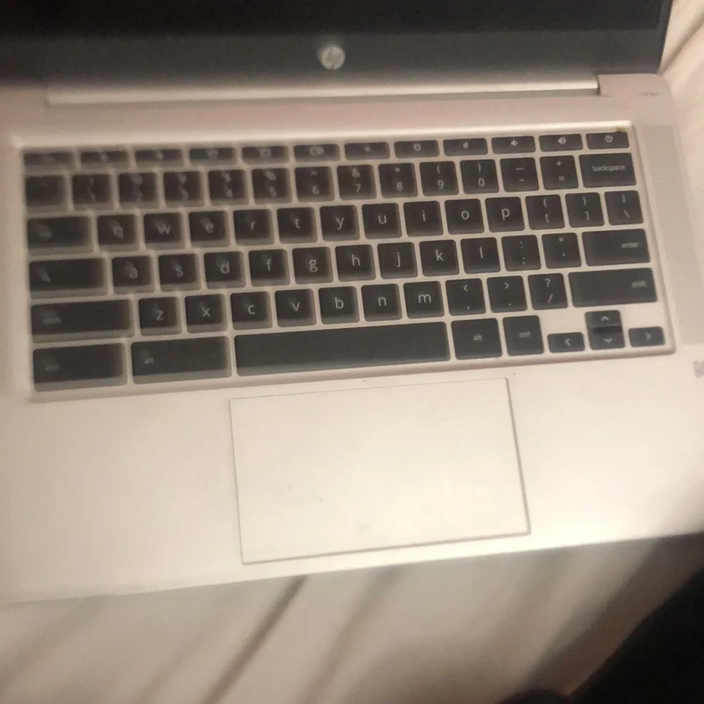 HP Laptop 14 inch screen chromebook